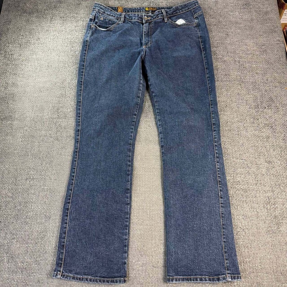 Aura Bootcut Jeans Womens 36x32 Blue Medium Wash Y2K Flared Denim